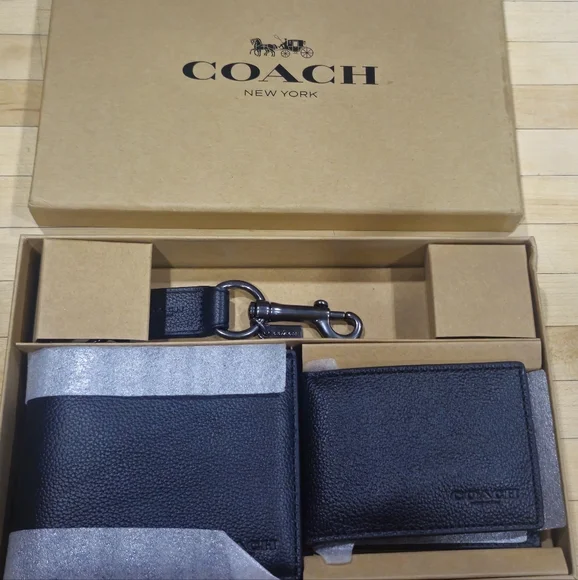 Coach Men's Wallet Set New in Box NIB - Picture 1 of 3